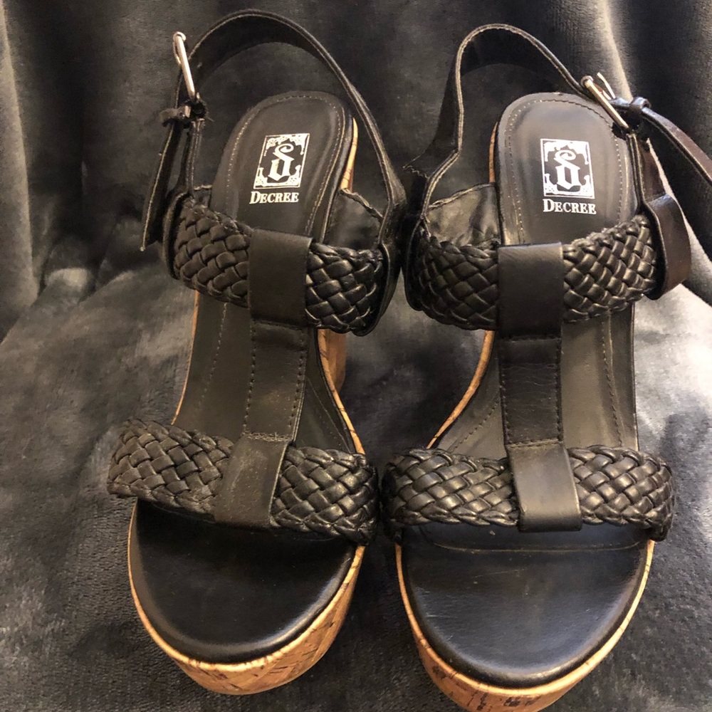 Black cork wedges